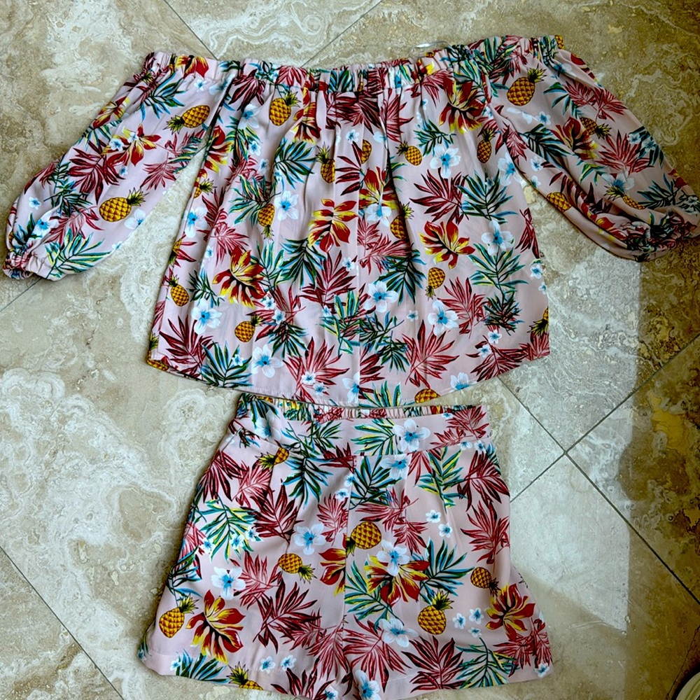 Perfect for summer two piece set